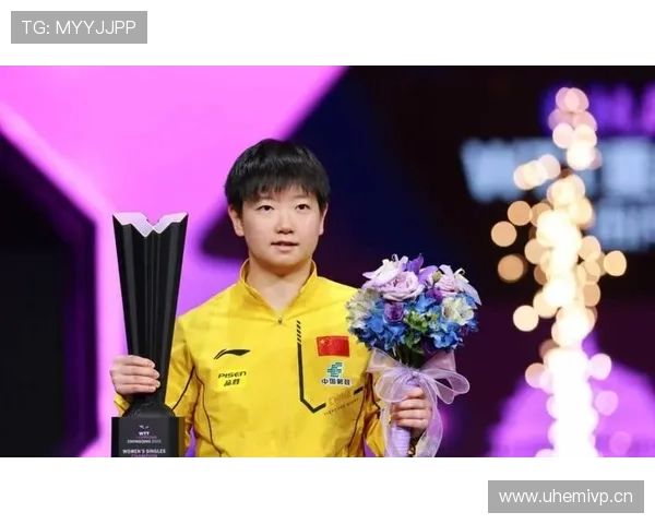 孙颖莎的行李箱里塞了三块板子，一块比一块贵