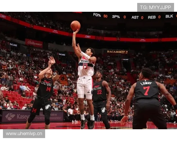 希罗挡拆创造高效得分空间拉开球队进攻节奏